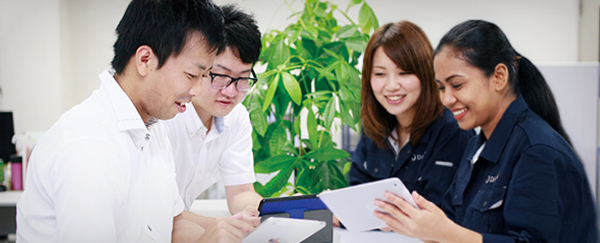 内と外、二層の営業体制